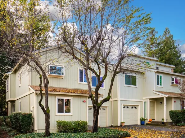 5 Acorn Circle, Petaluma, CA 94952