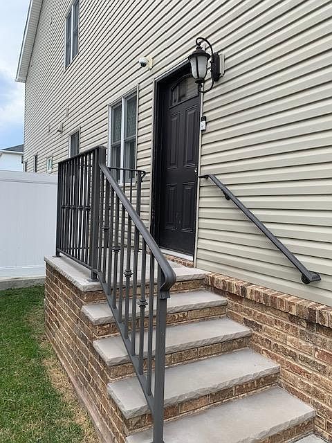1st image of 386 Brighton St #2