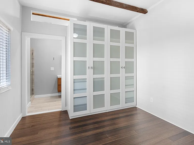 429 S Washington St #B — Photo 6