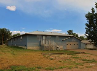 316 N Dent Ave, Broadus, MT 59317