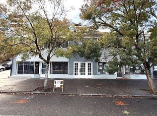 2333 SW 6th Ave APT B, Portland, OR 97201