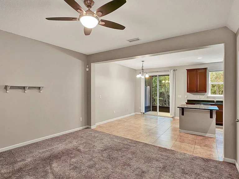 54 Adelanto Ave — Photo 4