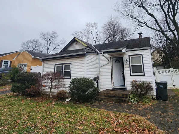 142 Harrison St, Somerset, NJ 08873