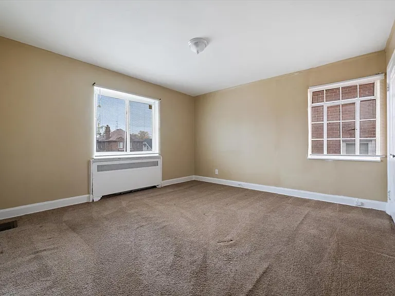 18290 Prairie St — Photo 6