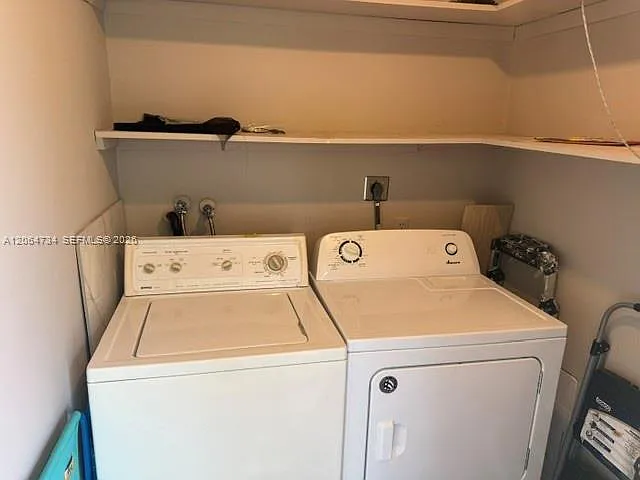 862 Flanders St #862-R — Photo 12
