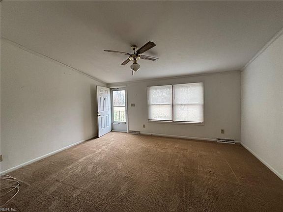 3rd image of 156 Collins Rd