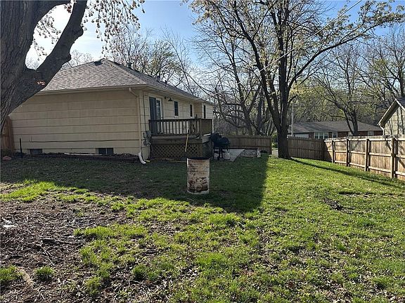 3rd image of 9800 E 51st Ter