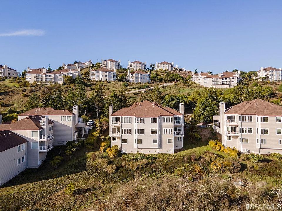 1st image of 775 Mountain View Dr APT 3