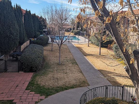 4th image of 252 Shadow Mountain Dr APT B11