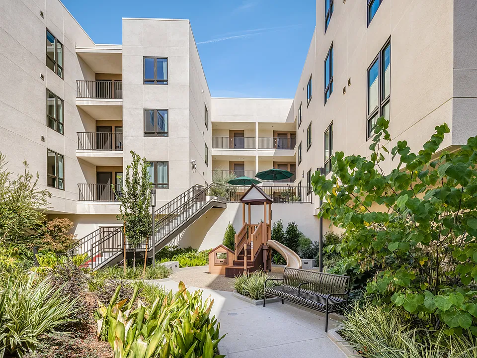 Vista Terrace