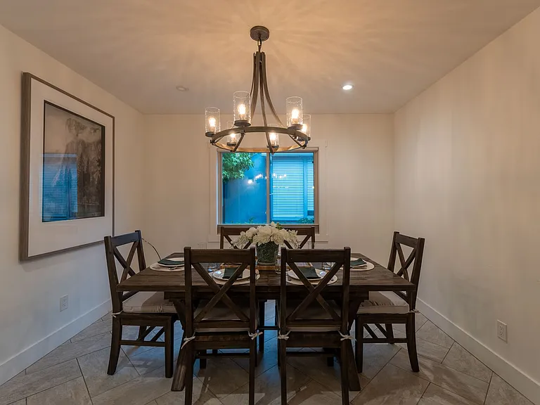 610 Forest Ave — Photo 24