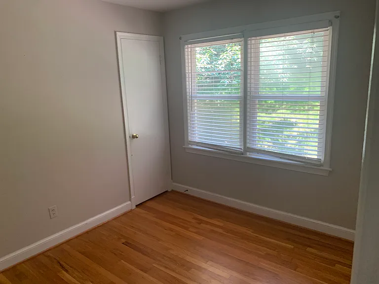 1020 W Taylor Run Pkwy — Photo 10