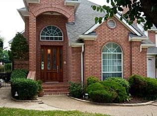 2510 Briarcrest Dr, Irving, TX 75063