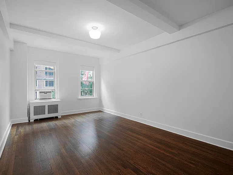 24 5th Ave #315 — Photo 11