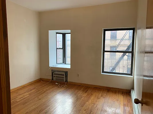 Rented by D H Realty & Management Inc | media 16