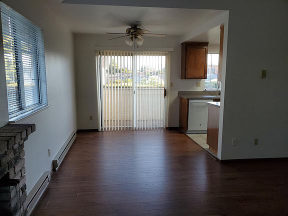 2nd image of 112 Florence St APT 4