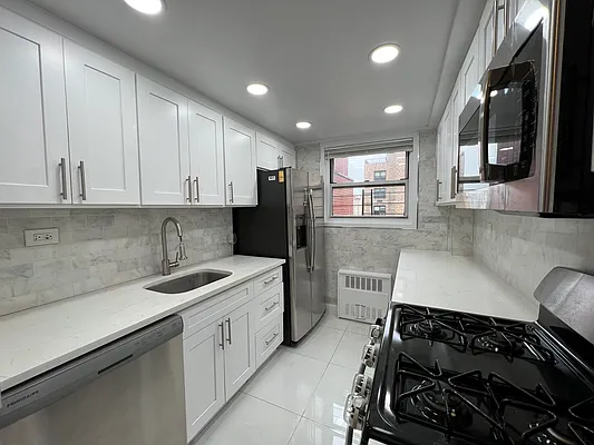 Rented by AZ REALTY NYC LLC | media 20