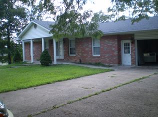 1325 Baskett St, Saint Clair, MO 63077