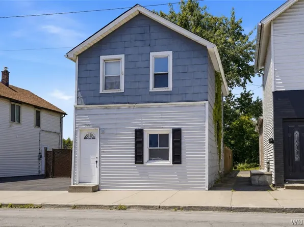 210 Oliver St, North Tonawanda, NY 14120