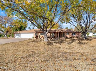 906 W Seldon Ln, Phoenix, AZ 85021