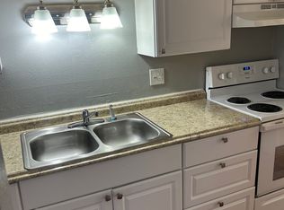 3615 S Knox Ct APT 204, Denver, CO 80236