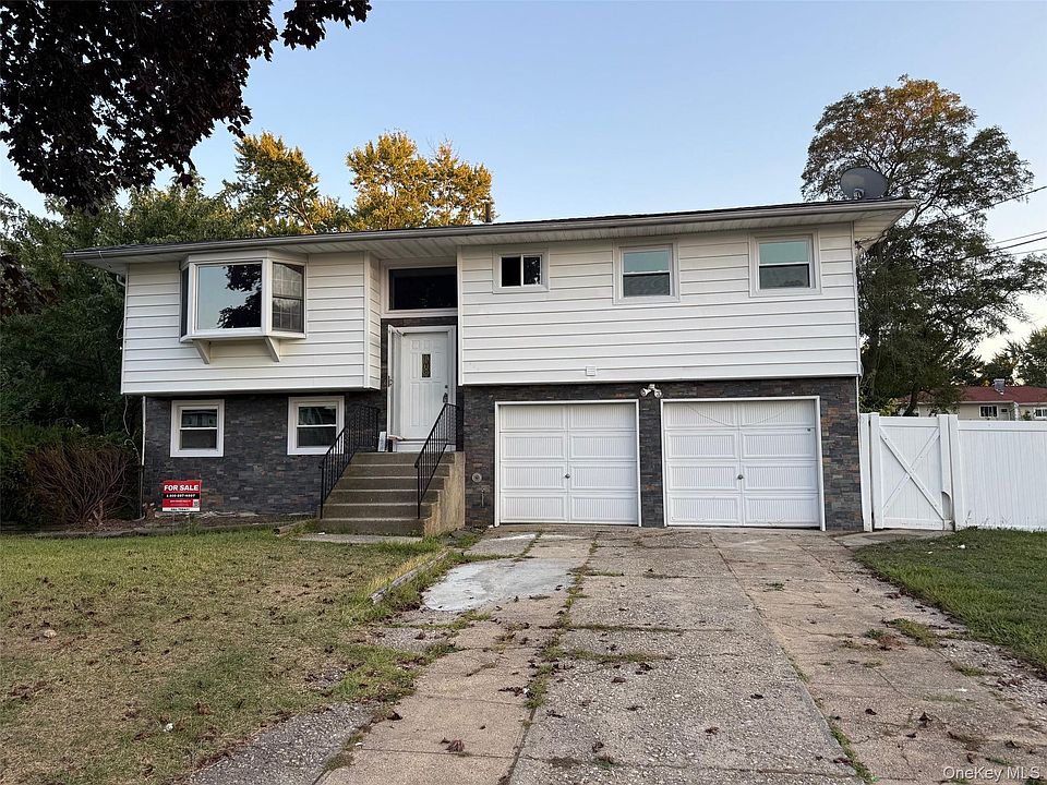 1st image of 160 Van Street