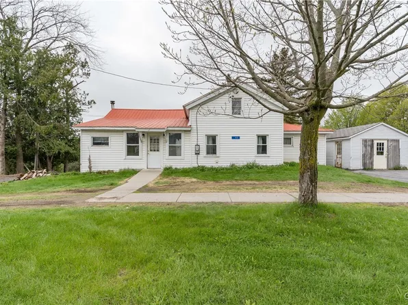 43 N Broad St, Carthage, NY 13619