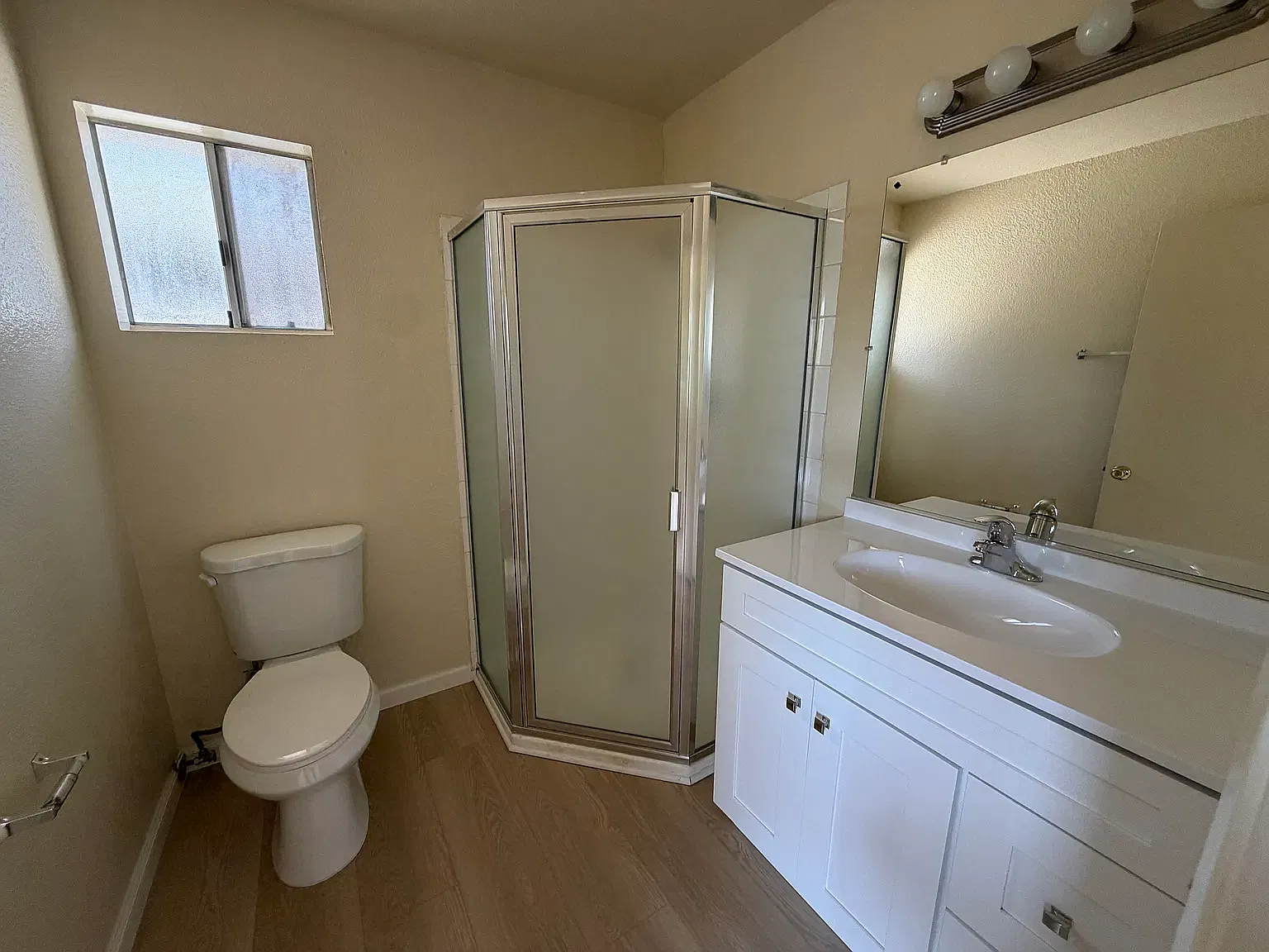 2 bed, 2.5 bath, 1300 sqft, $2,945 — Photo 4