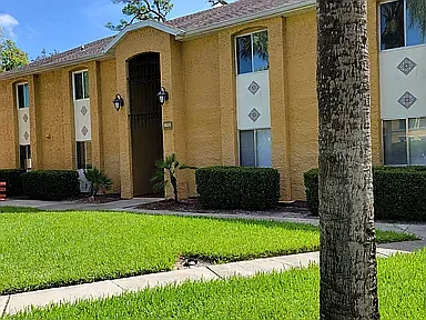 2 bed, 1049 sqft, $1,850 — Photo 3