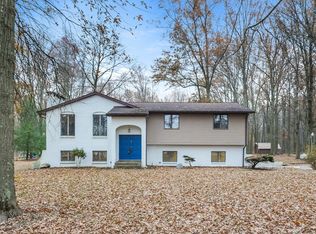 3721 Wilson Sharpsville Rd, Cortland, OH 44410