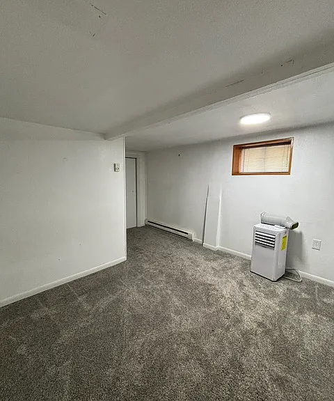 815 College St N — Photo 25