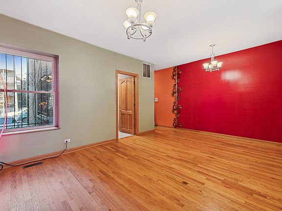 5th image of 4718 S Saint Lawrence Ave #1