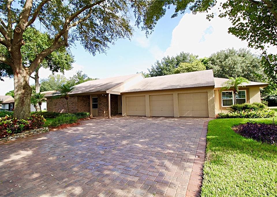 1st image of 7619 Pinemount Dr