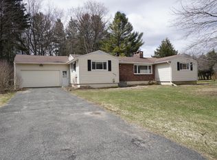 126 Mountain Dr, Pittsfield, MA 01201