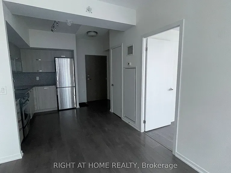 36 Lisgar St #Penthouse 03W — Photo 5