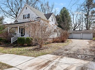 100 Westwood St, Hillsdale, MI 49242