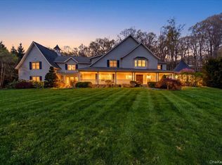 7 Ridgeview Cir, Armonk, NY 10504