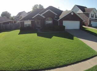 3231 Eaglecrest Cir, Springdale, AR 72762