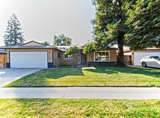 1451 W Minarets Ave, Fresno, CA