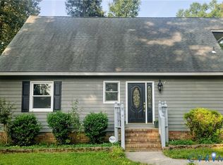 3802 Seasigh Ct, Chester, VA 23831