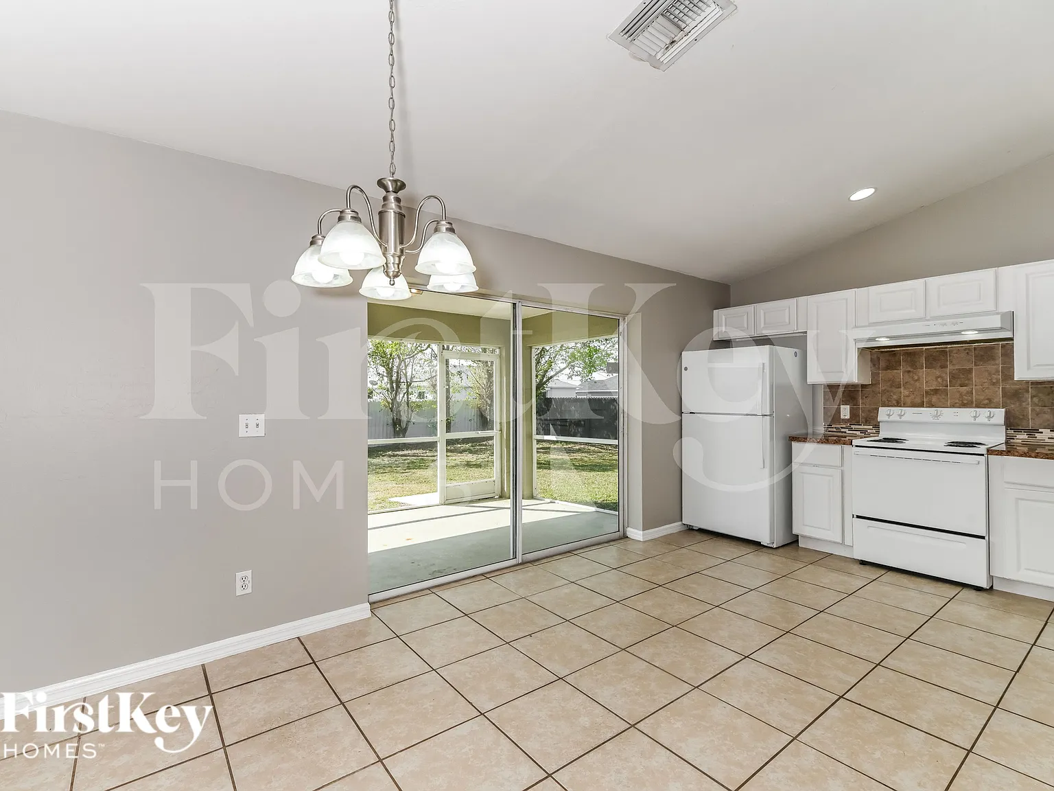 3 bed, 2.0 bath, 1430 sqft, $1,740 — Photo 4