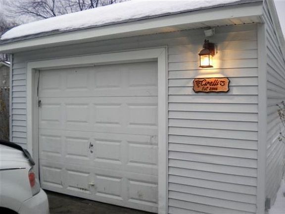 4th image of 7186 Anthony Ct