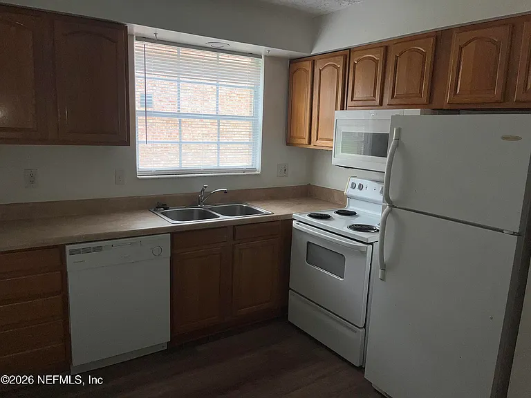5201 Atlantic Blvd #215 — Photo 3