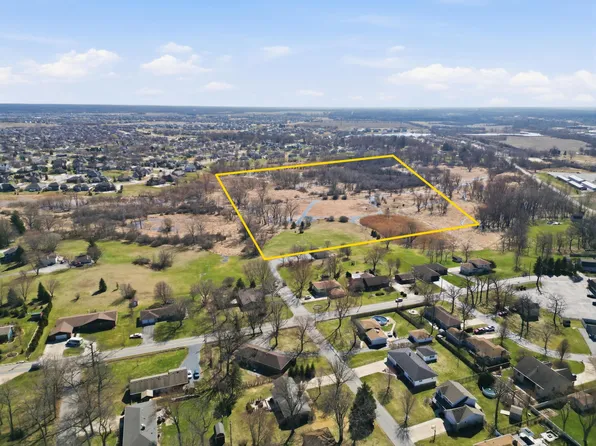 10011 W 93rd Ave, Saint John, IN 46373