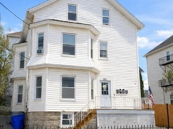 158 Forest St, Fall River, MA 02721