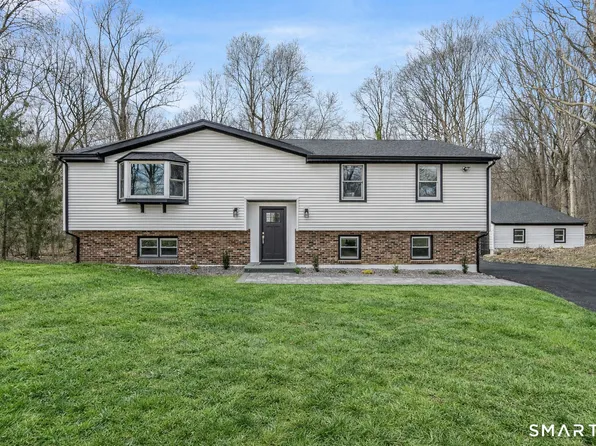 156 Fresh Meadow Lane, Milford, CT 06461