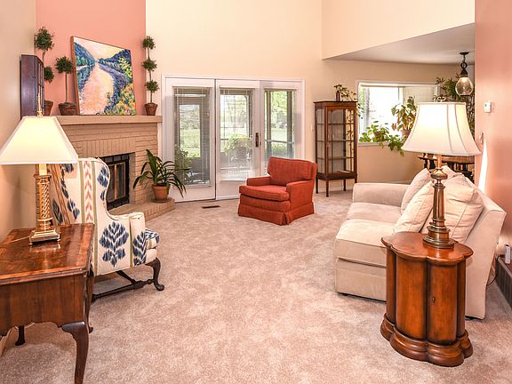 3rd image of 1606 Cypress Ct
