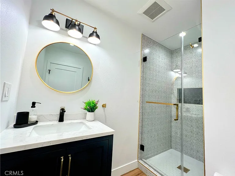 5311 Lockhurst Dr — Photo 10