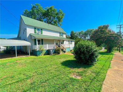 3 Baptist St, Pelzer, SC, 29669