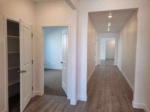 4th image of 3263 E Peekaboo St #86